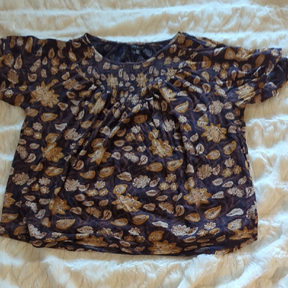Floral Patterned Blouse